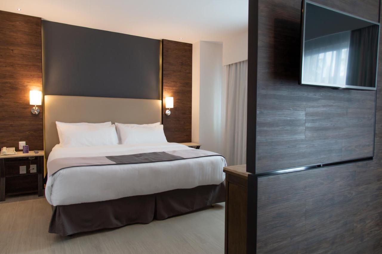 Hs Hotsson Smart Leon Centro Max Hotel Exterior photo