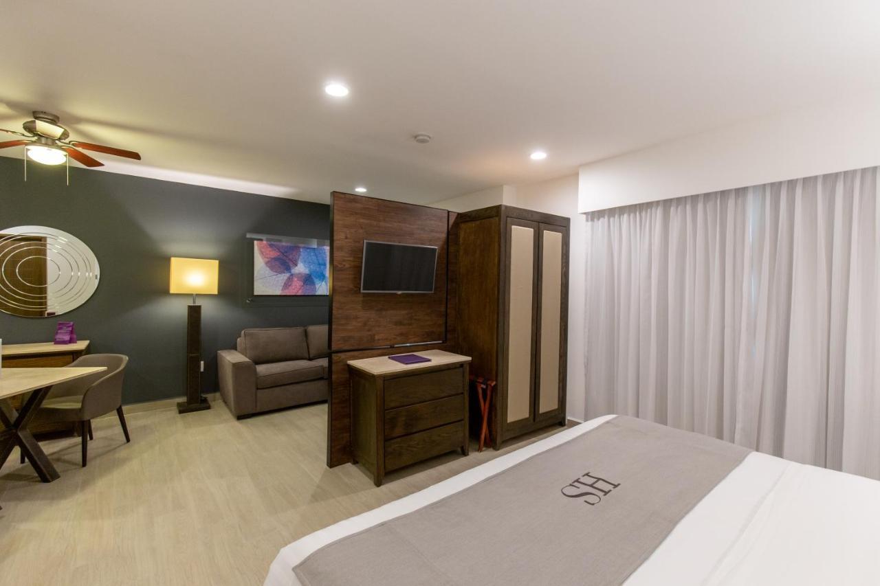 Hs Hotsson Smart Leon Centro Max Hotel Exterior photo