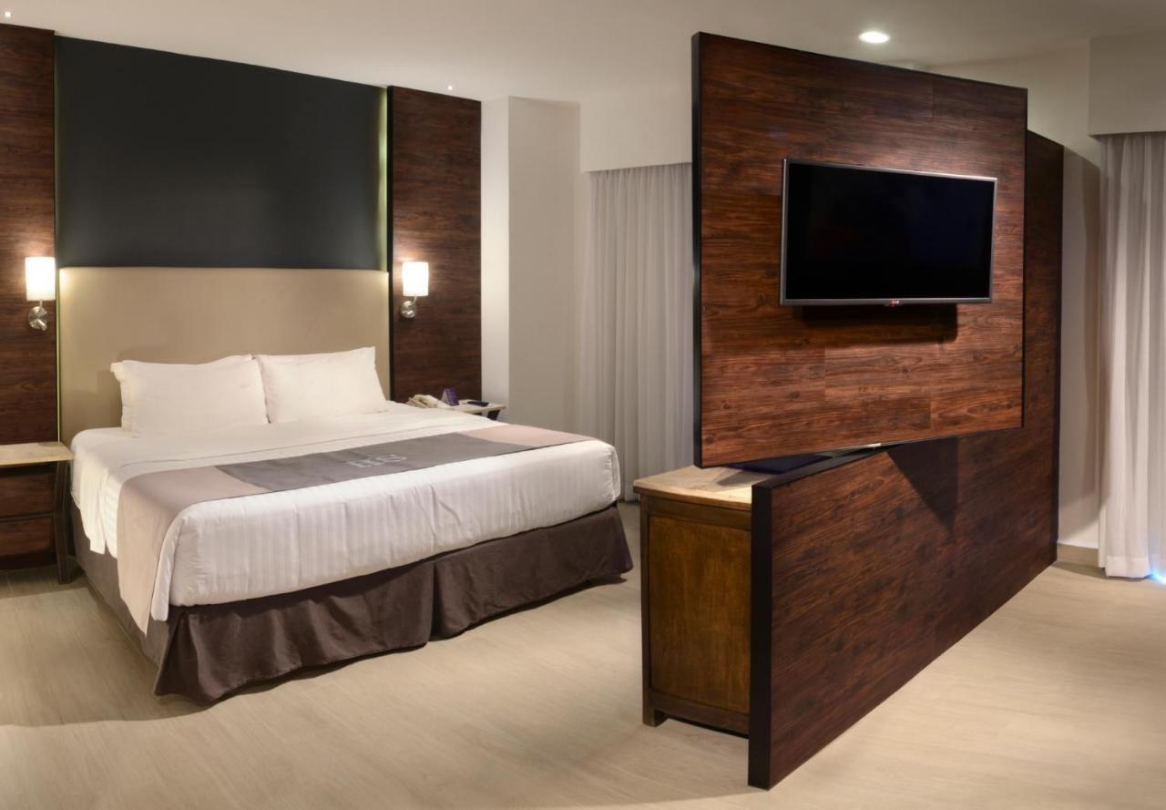 Hs Hotsson Smart Leon Centro Max Hotel Exterior photo